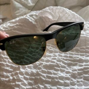Ray ban clubmaster sunglasses